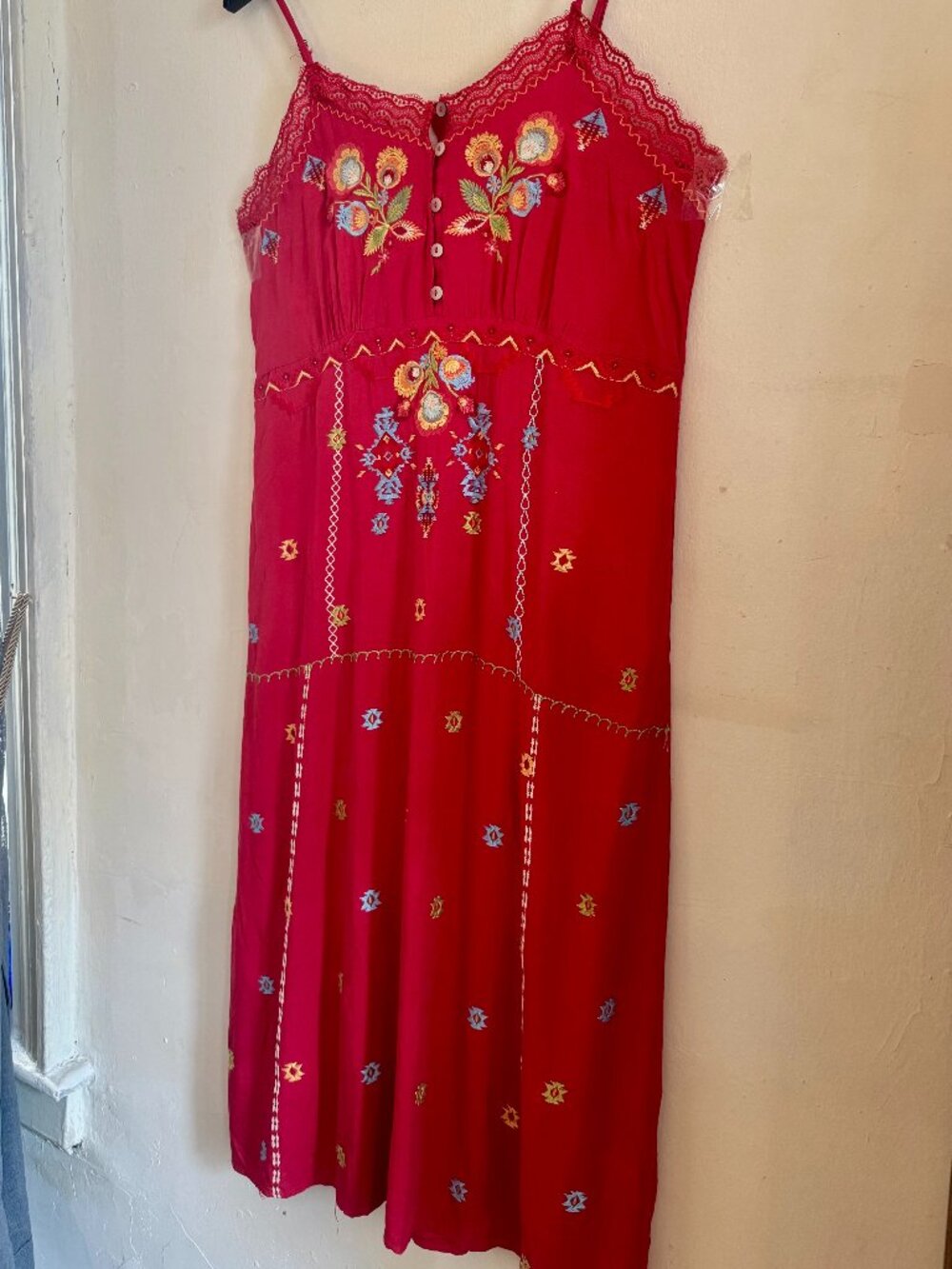 Paparazzi Embroidered Red Women's Lightweight Midi Slip Dress Size L